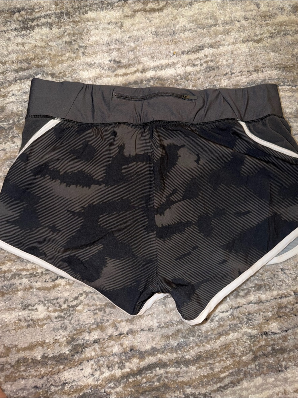 Under Armour Athletic Running Shorts - Picture 3 of 3